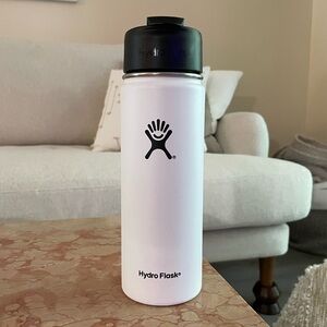Hydroflask 20oz Wide Mouth with Hydro Flip, white